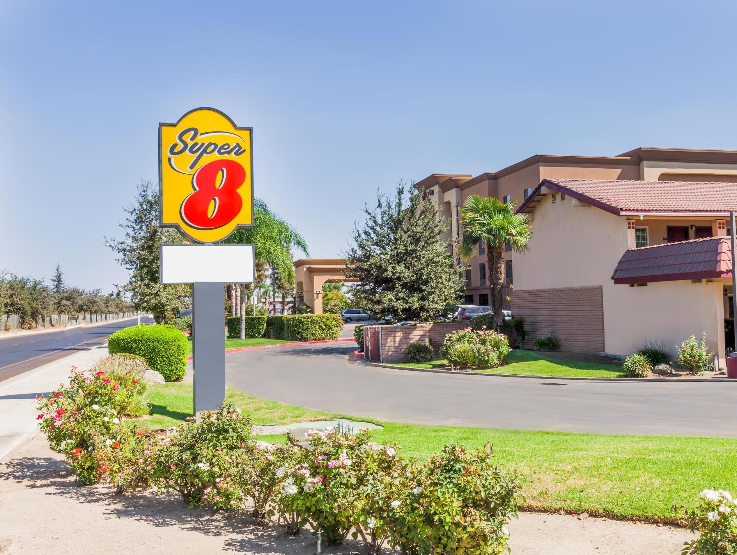 Super 8 By Wyndham Visalia Hotel Luaran gambar